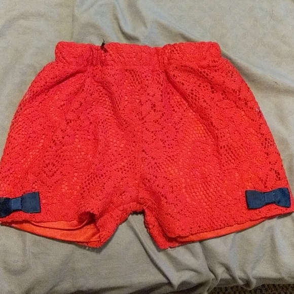 Red knit short - Picture 1 of 3